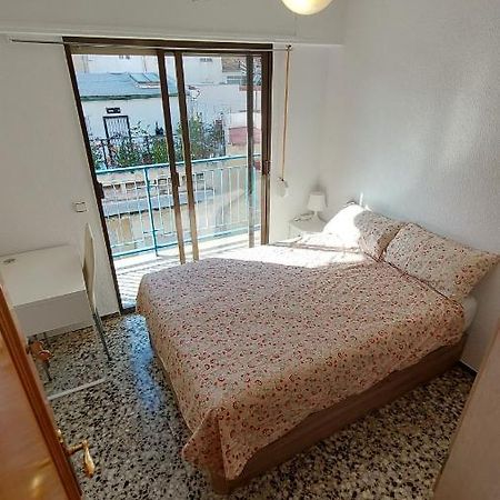 Central Accommodation Аликанте Экстерьер фото